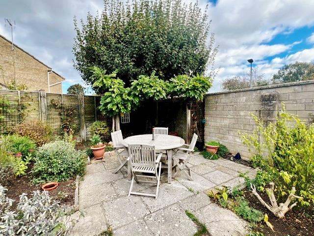 garden 4.jpg